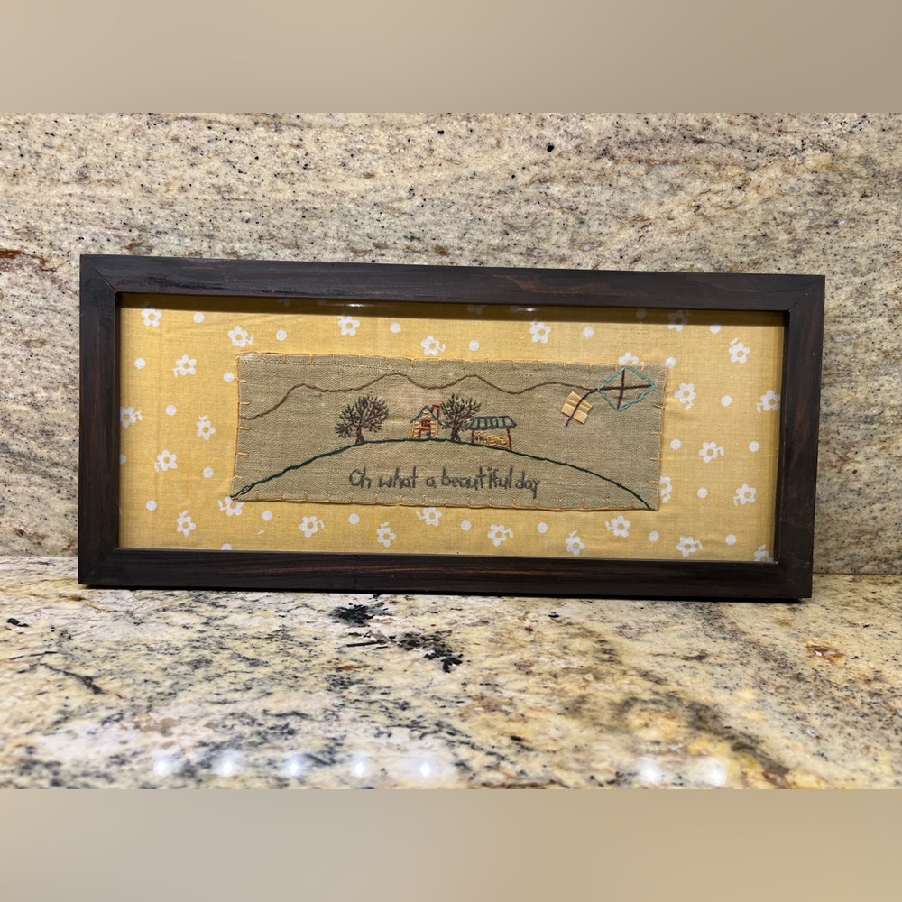 Embroidery Art “Oh what a beautiful day”, Wooden Frame, Burlap & Cotton